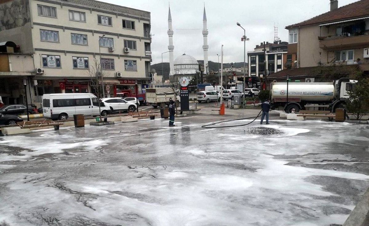 Altınova\'da yollar pırıl pırıl