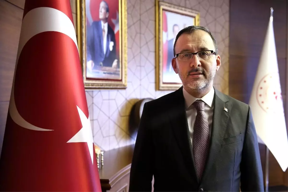 Bakan Kasapoğlu, karantinada doğum yapan anne ile telefonda görüştü