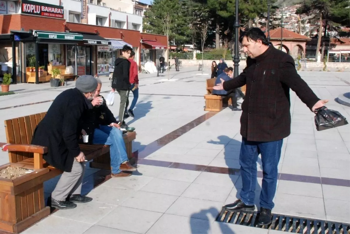 Evde kalmayanlara vatandaş tepkisi