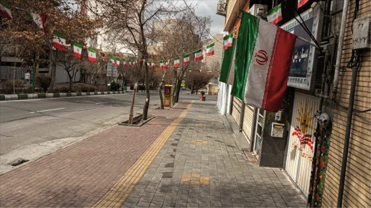 İran\'da Kovid-19 kaynaklı can kaybı 2 bin 517\'ye yükseldi