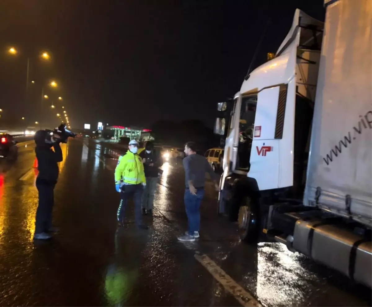 İstanbul\'da 15 farklı noktada seyahat izin denetimi