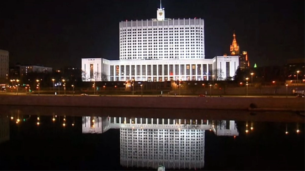 Kremlin Sarayı\'nın ışıkları kapatıldı