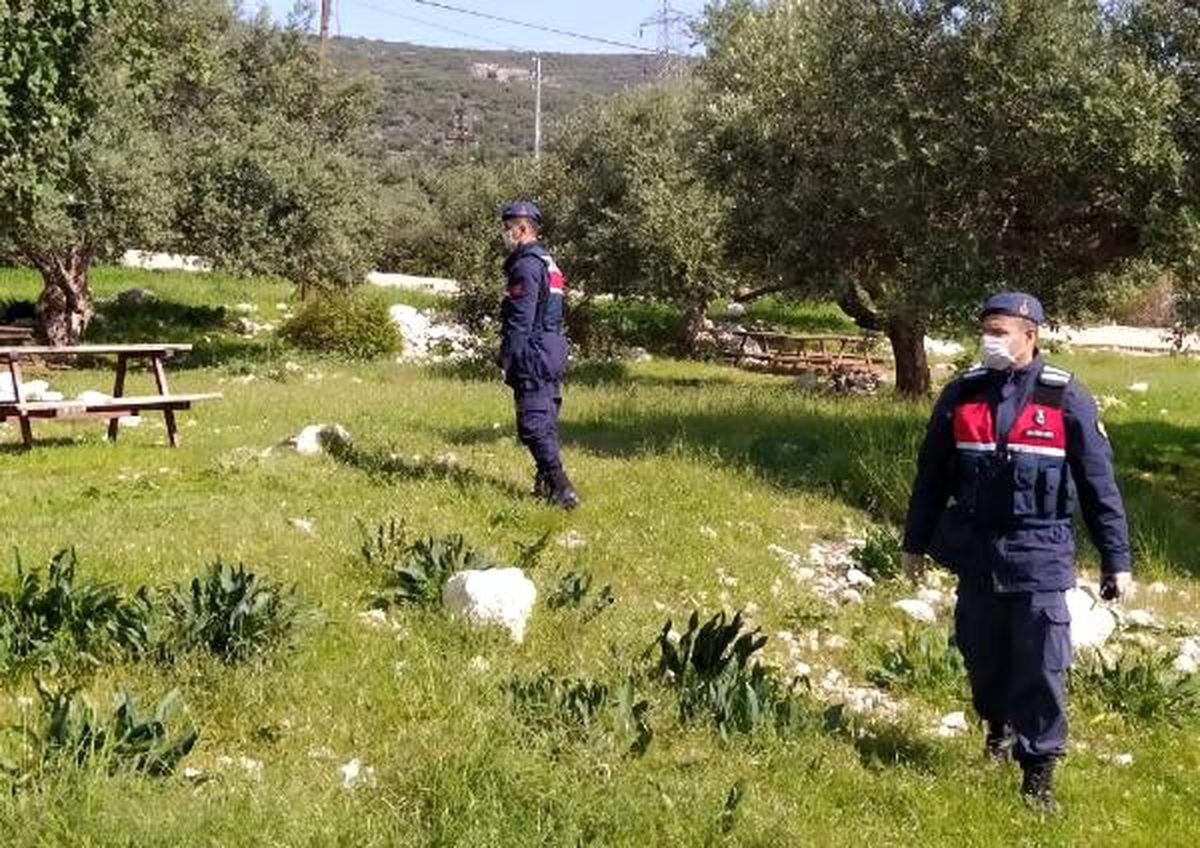 Mersin\'de piknik ve mesire alanları boş kaldı