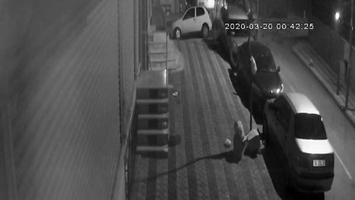 Sultangazi\'de anne ve iki çocuğunun yaralandığı feci kaza kamerada