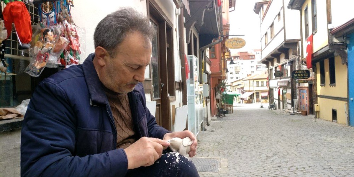 Tarihi Odunpazarı bölgesinde virüs nedeniyle adeta kuş uçmuyor