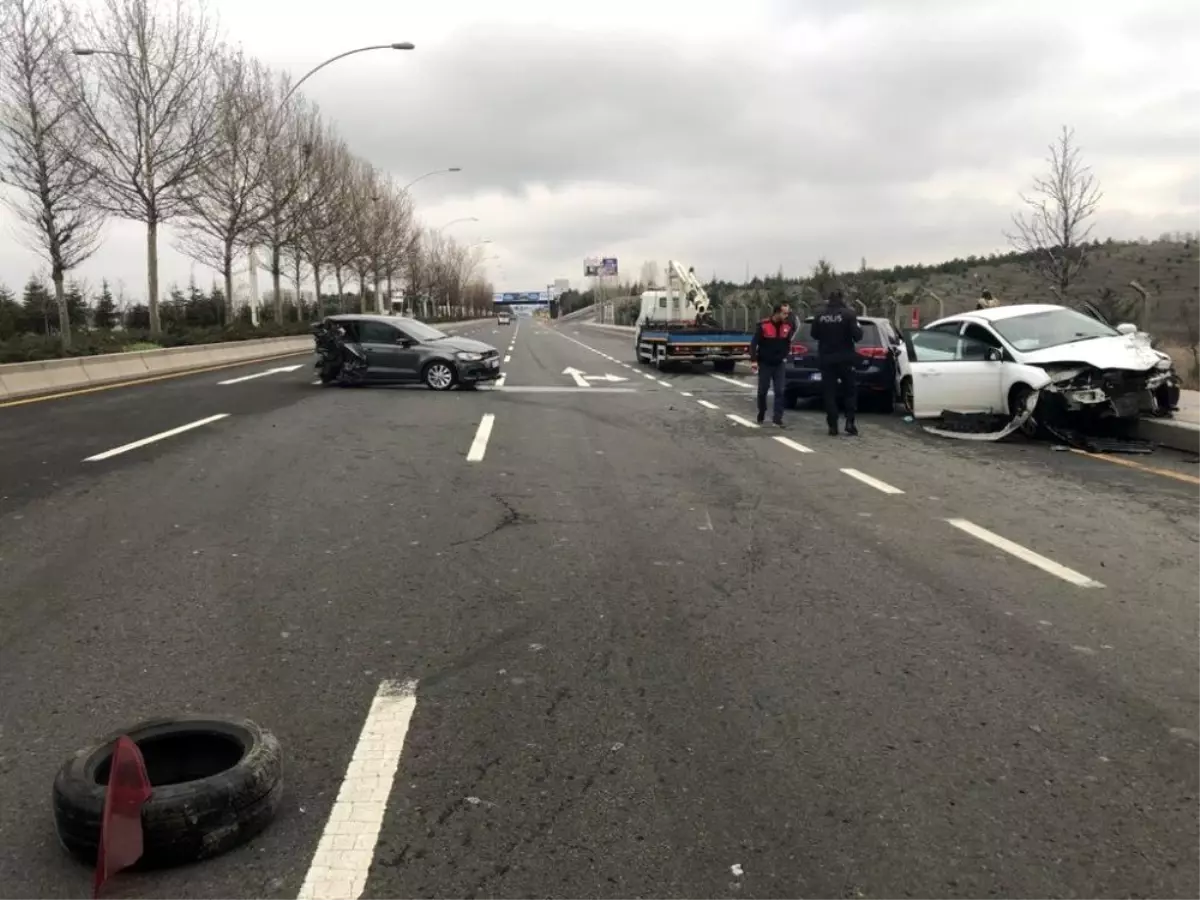 Ankara\'da zincirleme trafik kazası: 2 yaralı