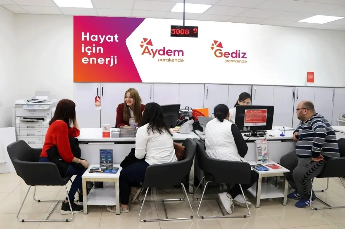 Borçlu abonelerin elektriği 30 Nisan\'a kadar kesilmeyecek