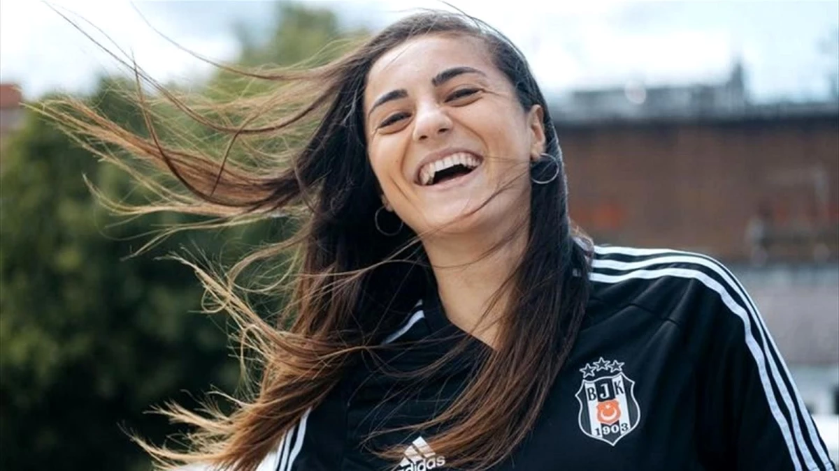 Didem Karagenç ile kariyeri, idolü Roberto Carlos ve Türkiye’de kadın olmak üzerine