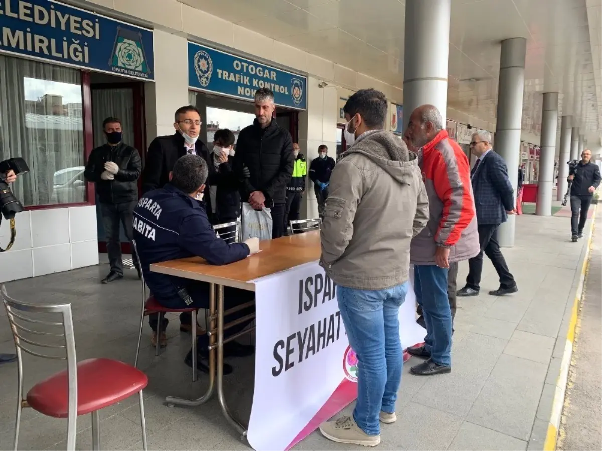 Isparta Seyahat İzin Kurulu otogara gelenleri tek tek dinliyor