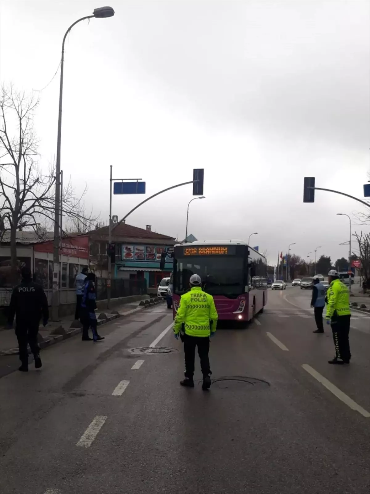 İstanbul\'da toplu taşıma araçlarına denetim