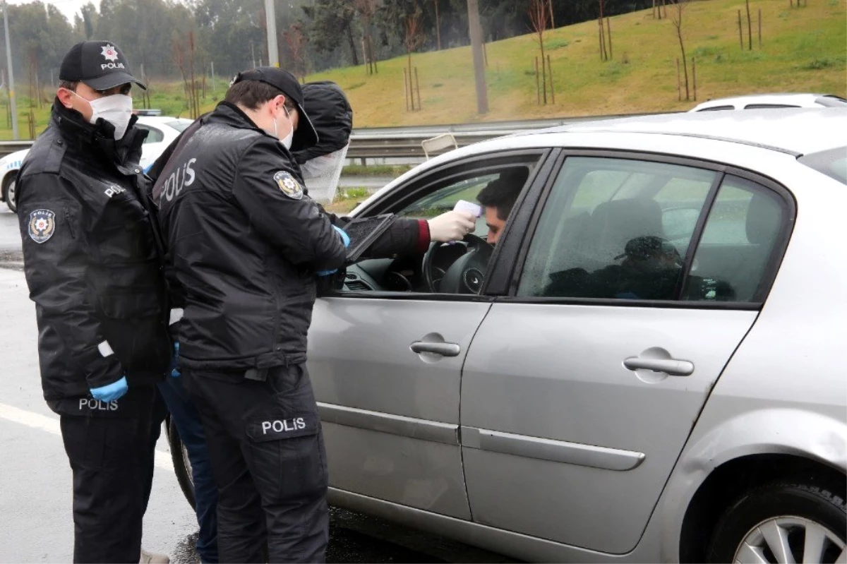 Kocaeli\'nin 2 TEM girişi korona virüs tedbirleri kapsamında kapatıldı