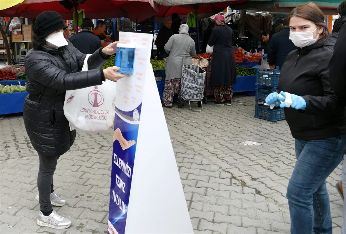 Lapseki\'deki halk pazarında koronavirüs tedbirleri