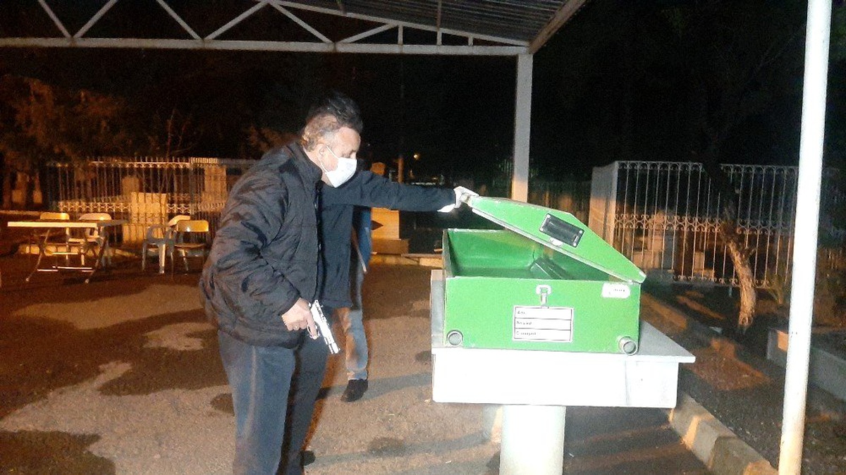Mezarlıkta korkutan kadın çığlığı