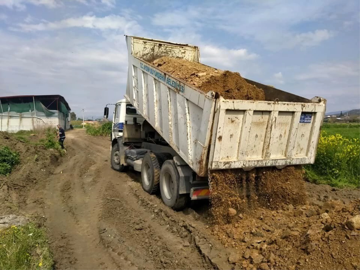 Aydın BŞB\'nin Yenipazar\'a hizmetleri sürüyor