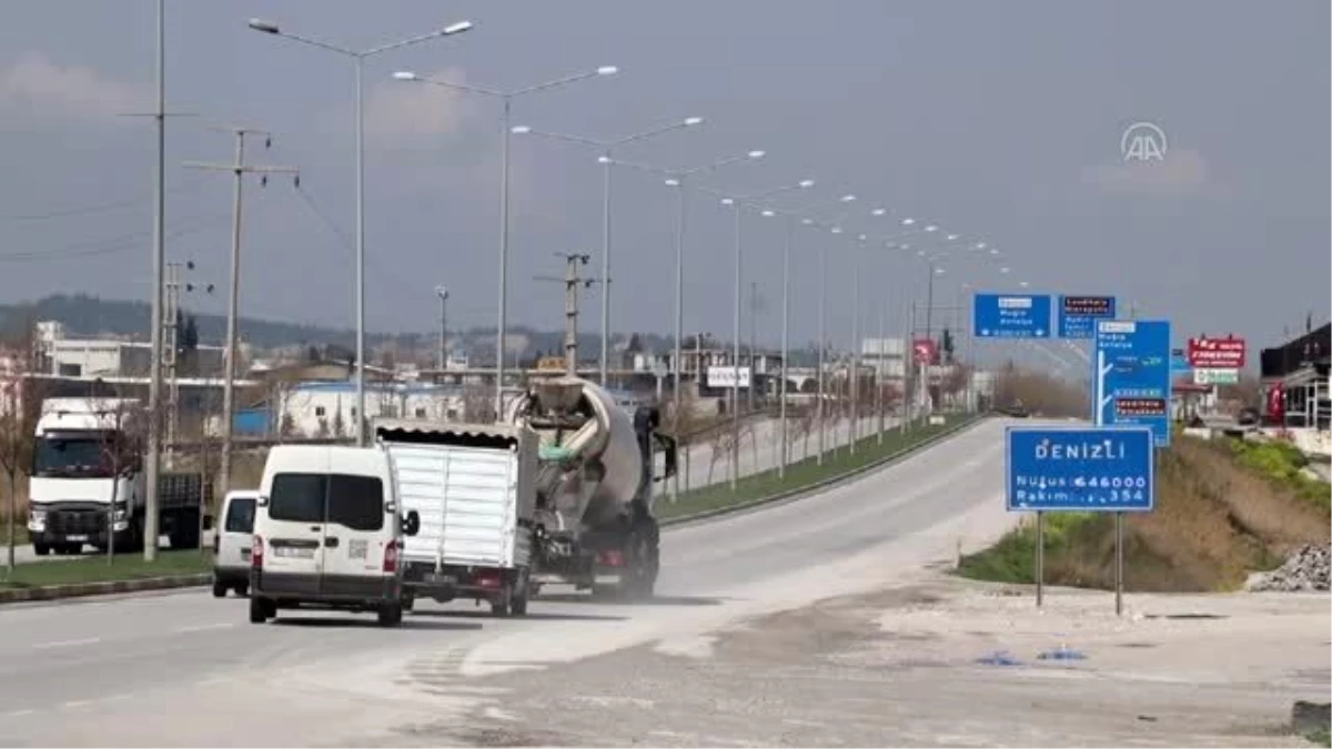 Denizli\'de polis ve jandarma uygulama noktasında koronavirüs denetimi sıklaştırdı