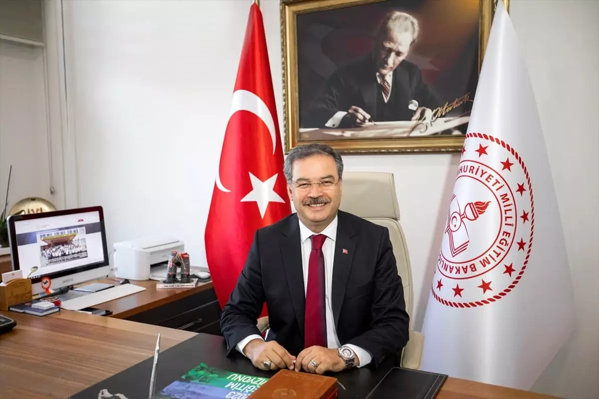 Edirne Milli Eğitim Müdürü Arpacı\'dan velilere "evde kalın" mesajı