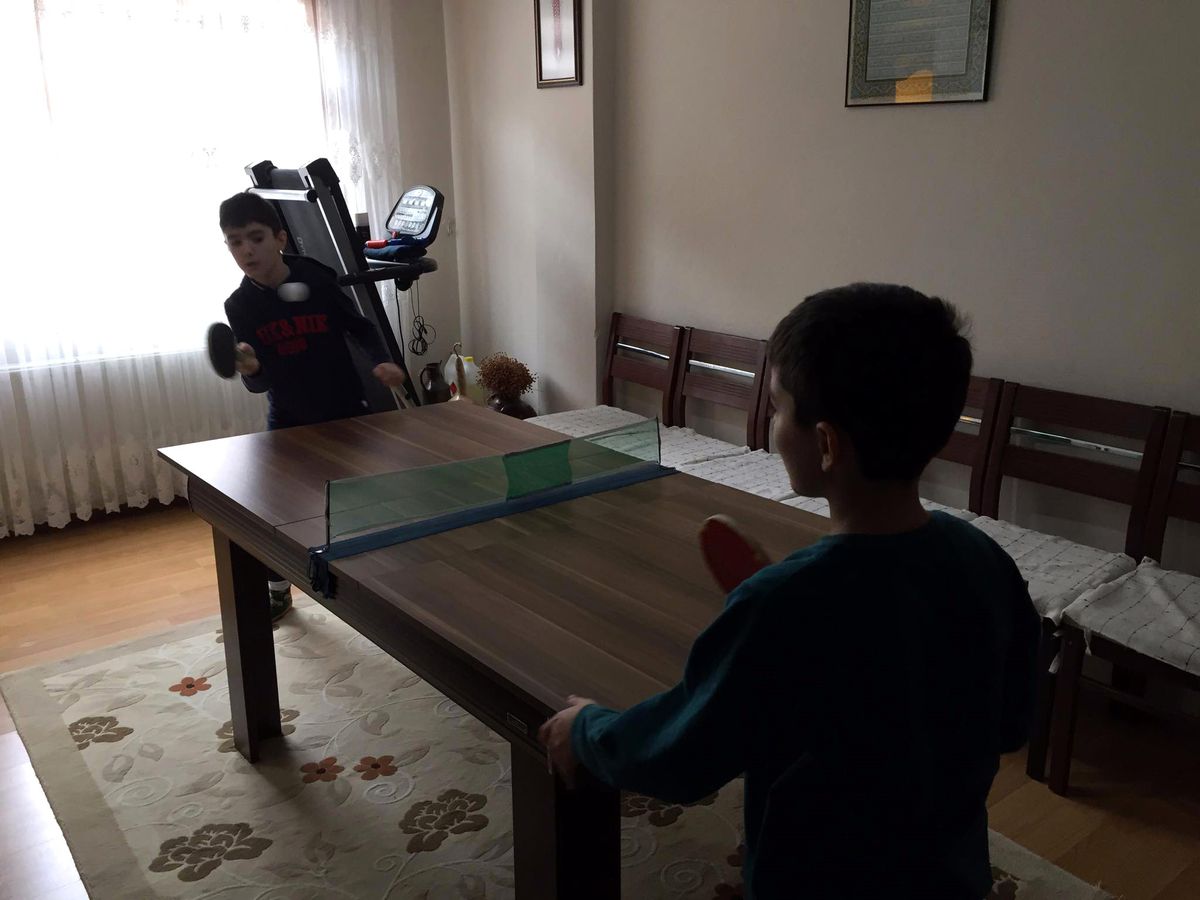 Enderunlu çocuklar karantina günlerini kaliteli değerlendiriyor