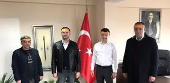 Fedakâr öğretmen 3 boyutlu yazıcı ile koruyucu maske üretiyor