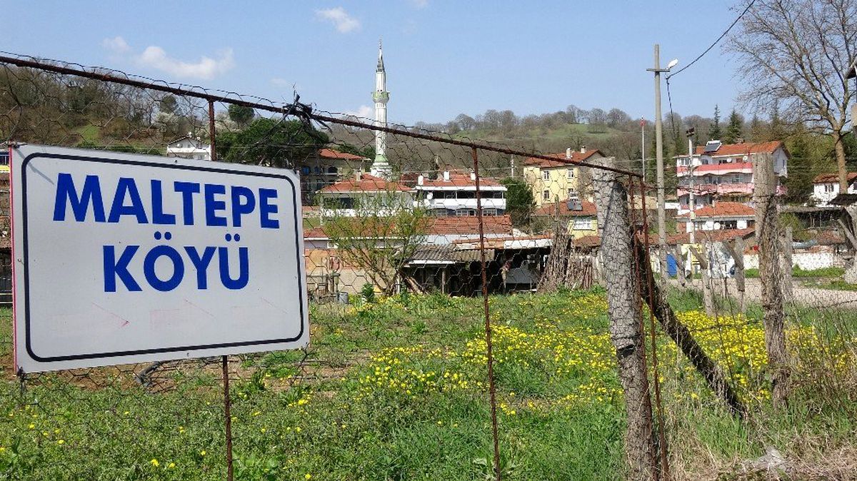 Karantinada olan köye ilaç ve erzaklar dışarıdan getiriliyor