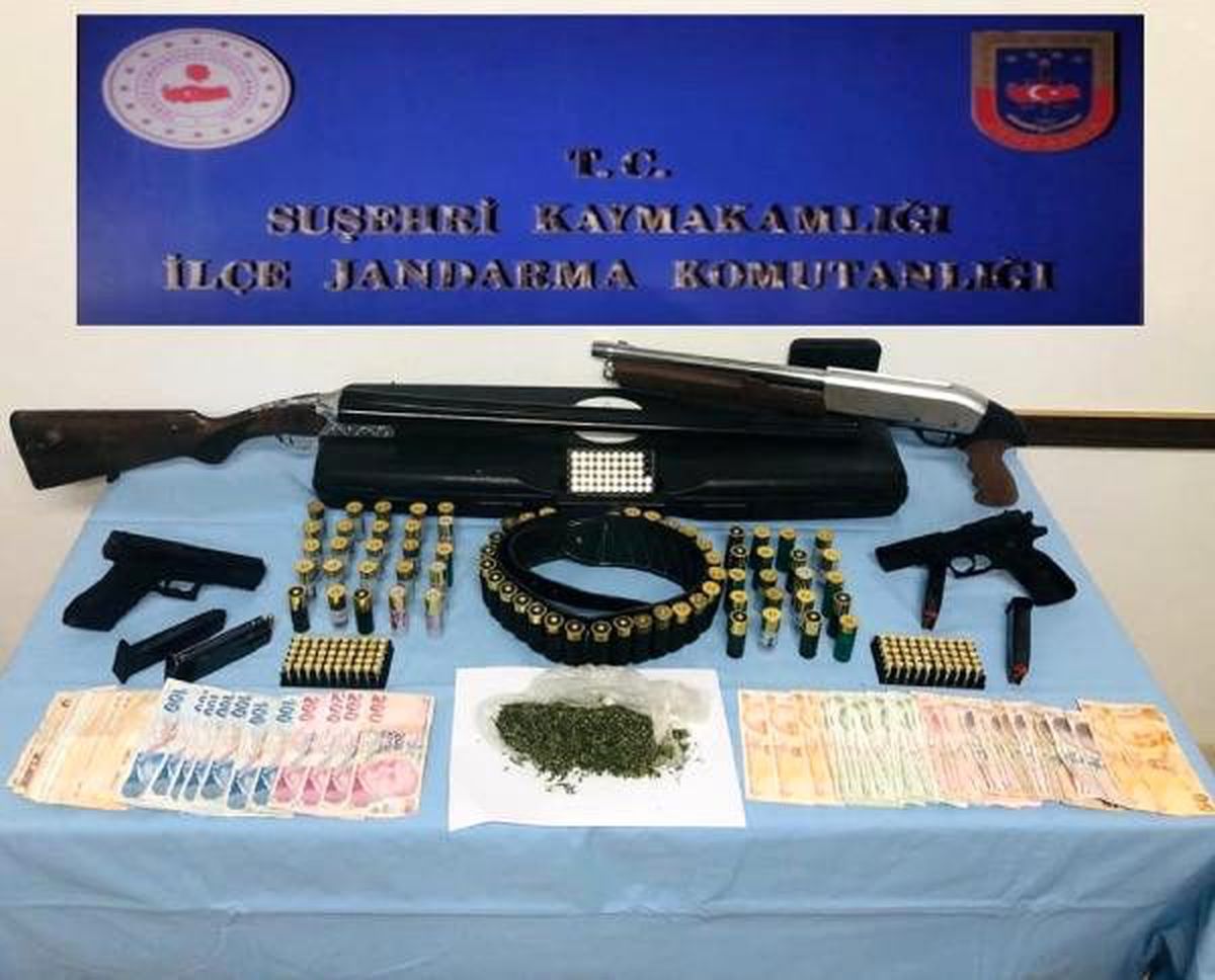 Metruk binada kumar oynayan 18 kişiye, 80 bin 336 lira ceza