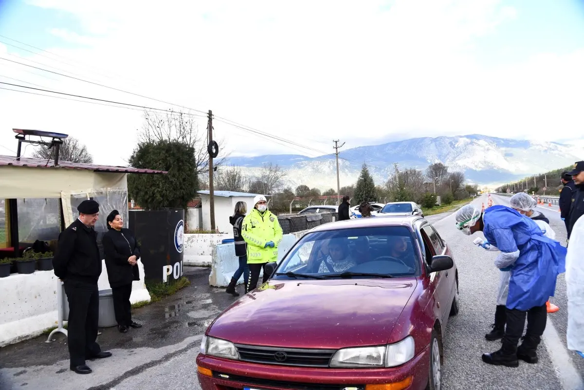 Muğla\'ya giriş ve çıkışlarda koronavirüs tedbirleri arttırıldı