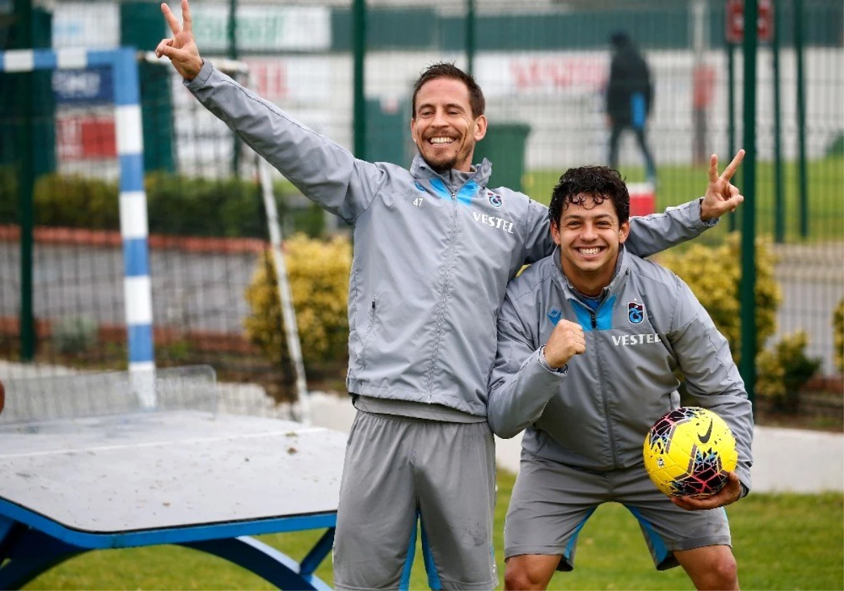 Pereira ve Guılherma 8 yıl sonra Trabzonspor\'da buluşarak ortak oldular