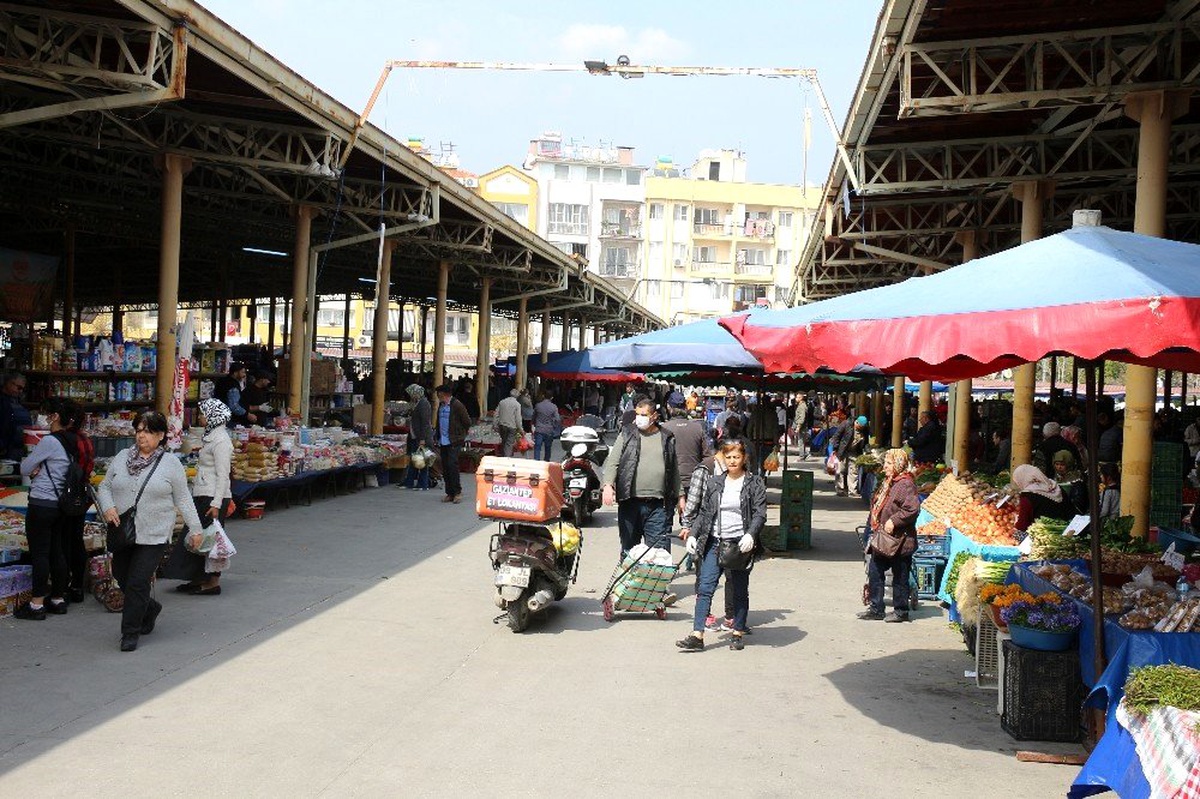 Söke Belediyesi pazarcılardan işgaliye bedeli almayacak