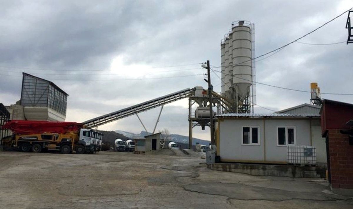 Tunceli\'de iş adamı 85 çalışanını 1 Mayıs\'a kadar ücretli izine ayırdı