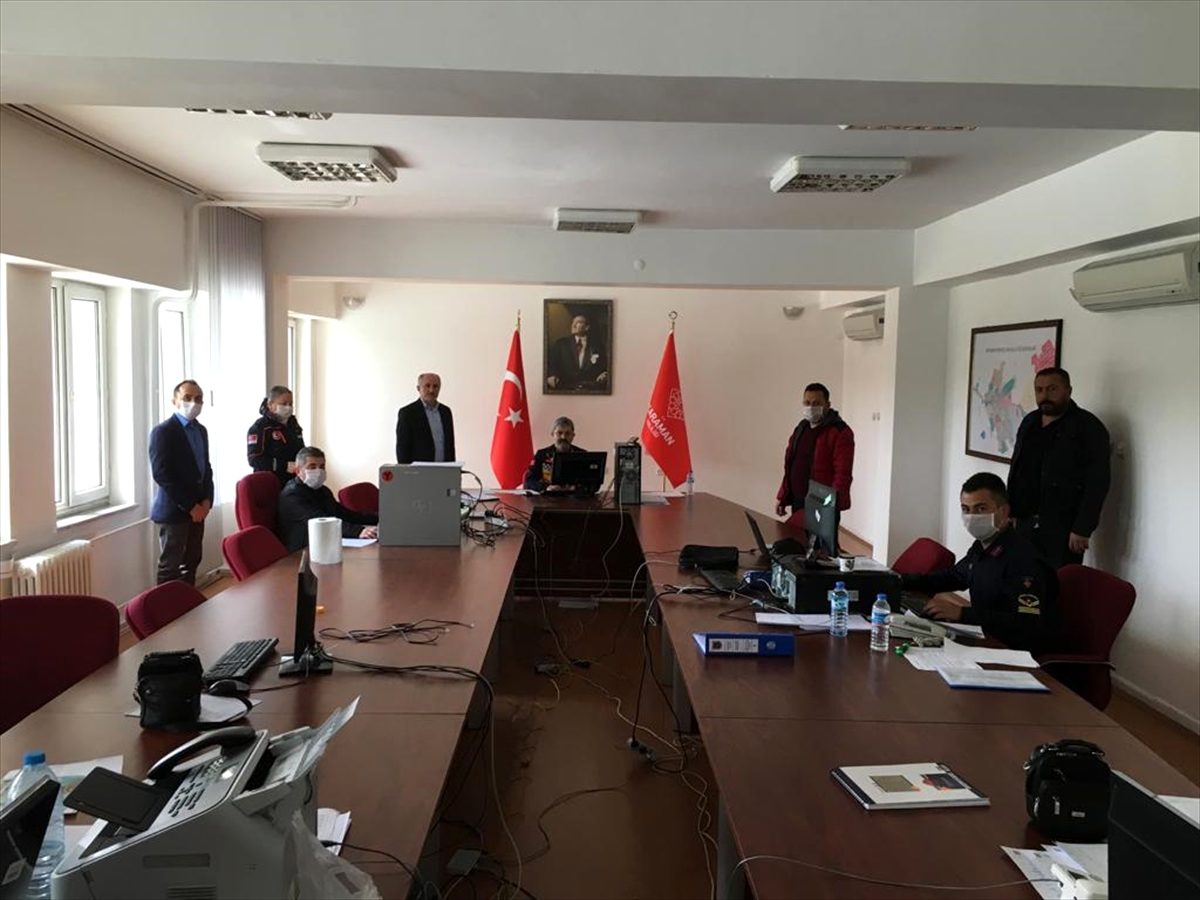 Vali Fahri Meral "Vefa Sosyal Destek Grubu"nu ziyaret etti