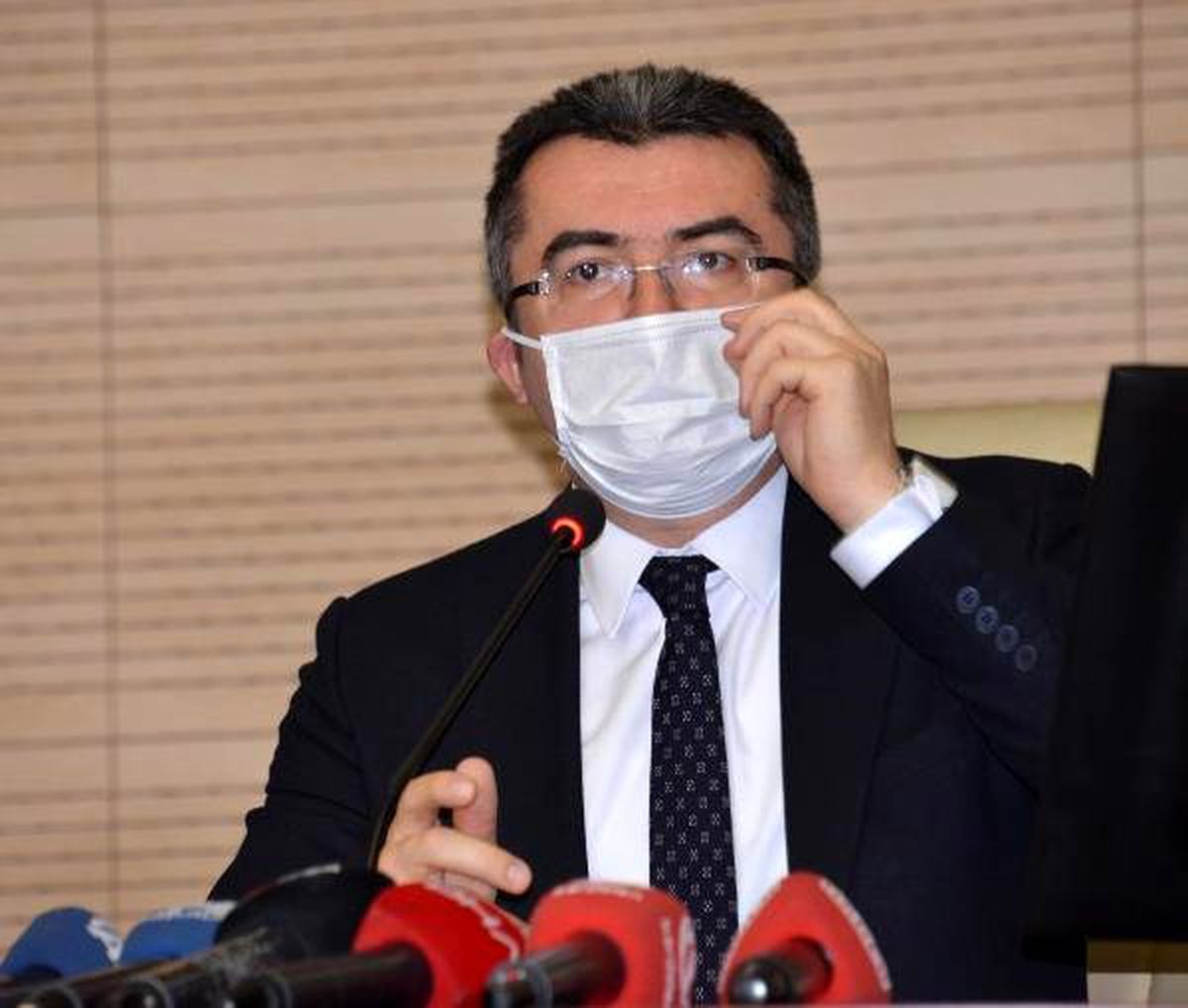 Vali Okay Memiş: İddialar asılsız, Erzurum\'da koronavirüsten ölüm vakası yok