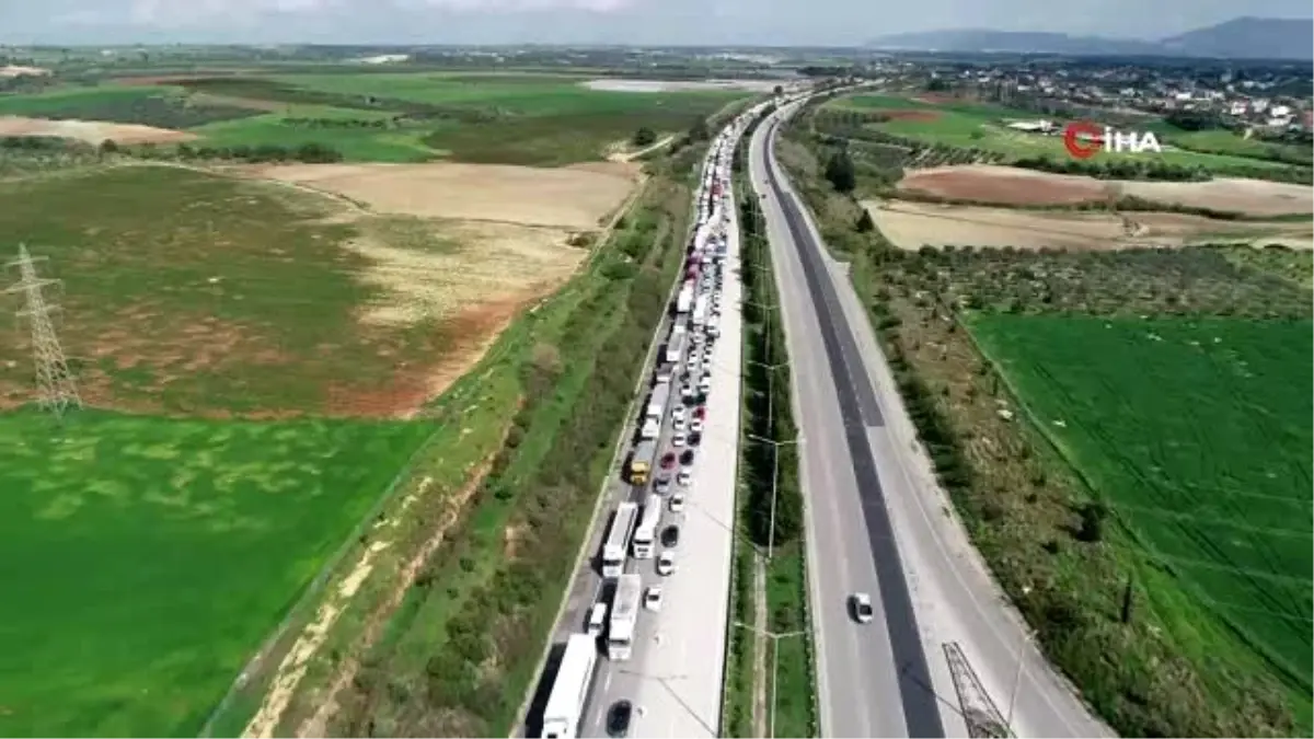 Adana\'ya gelen herkesin ateşi ölçüldü, evlerine gönderildi