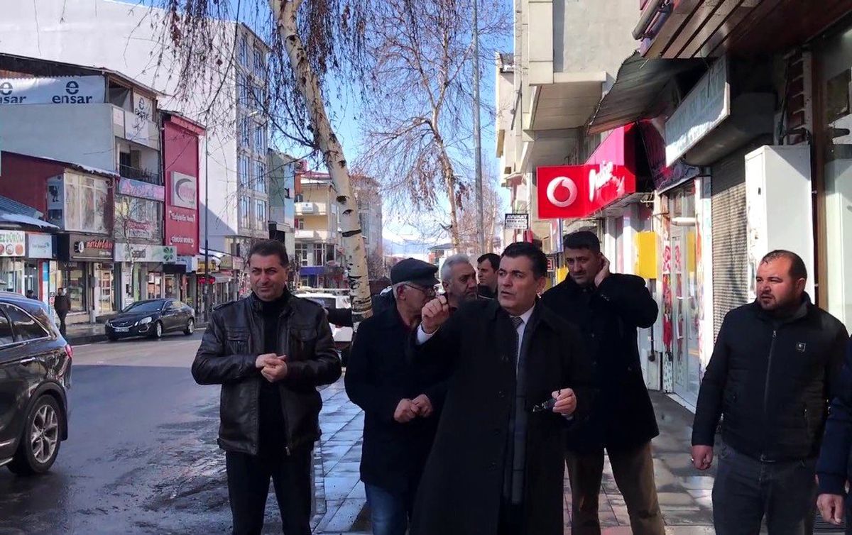 Ardahan\'da cadde ve sokaklar sabunlu suyla yıkandı