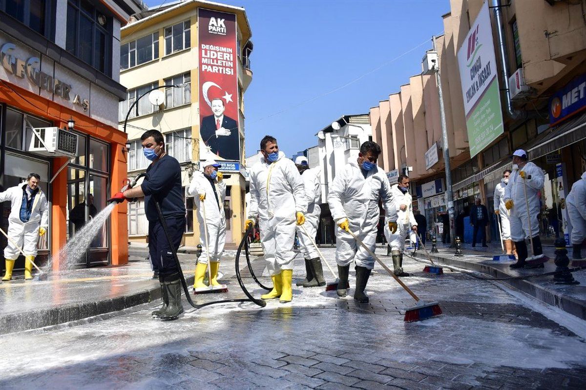 Biga Belediyesi\'nden dezenfekte seferberliği