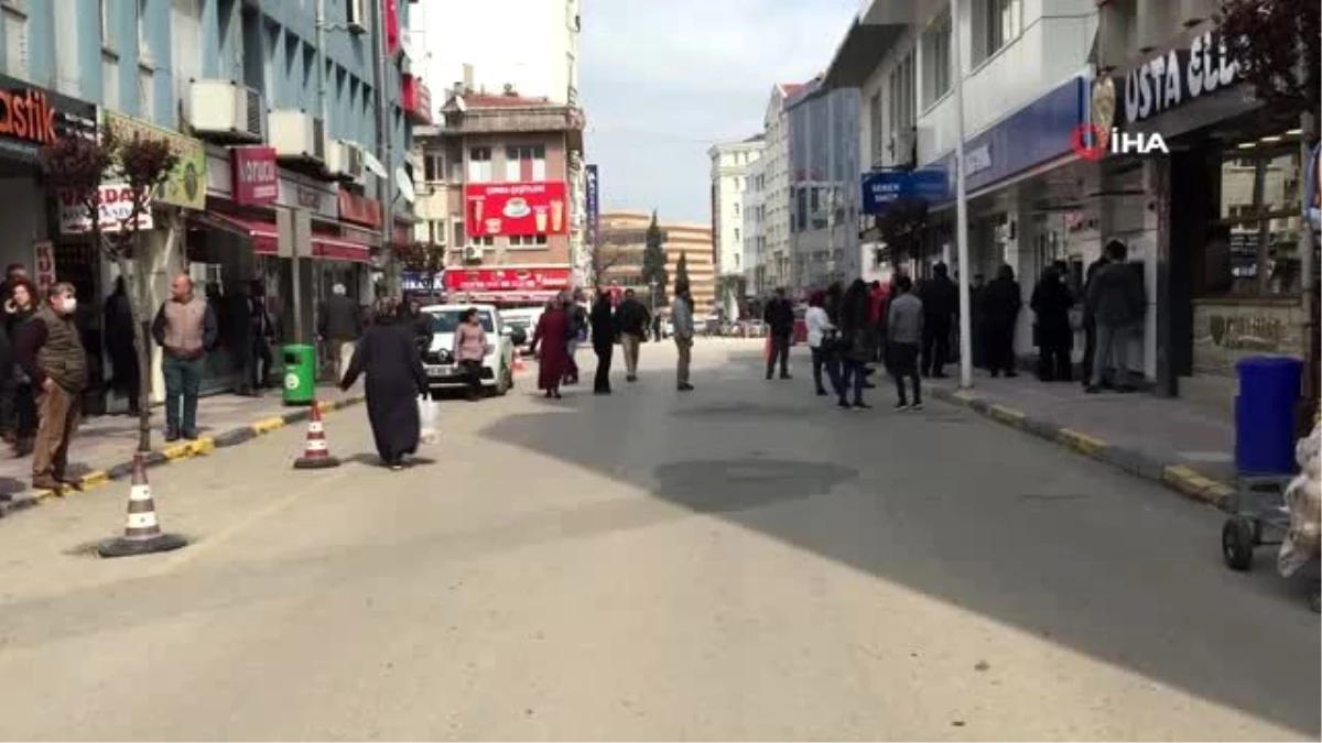 Edirne\'de caddeler trafiğe kapatıldı