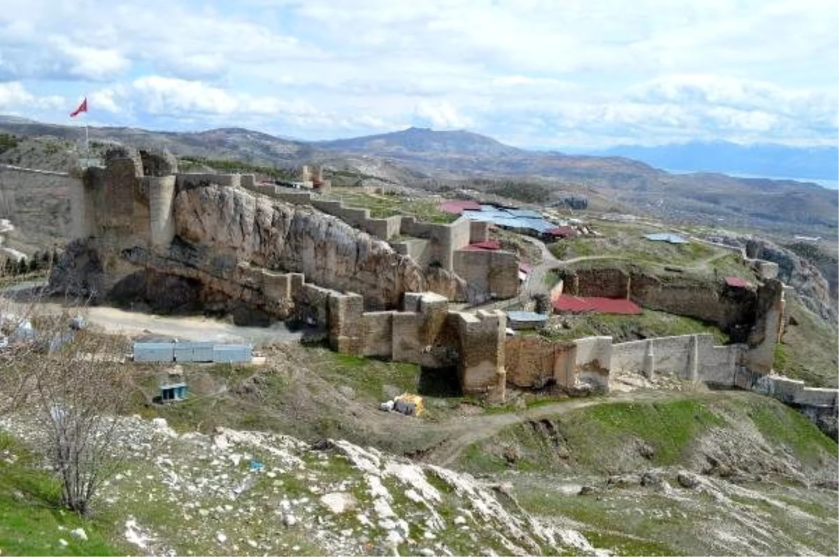 Elazığ\'ın tarihi Harput Mahallesi ziyarete kapatıldı