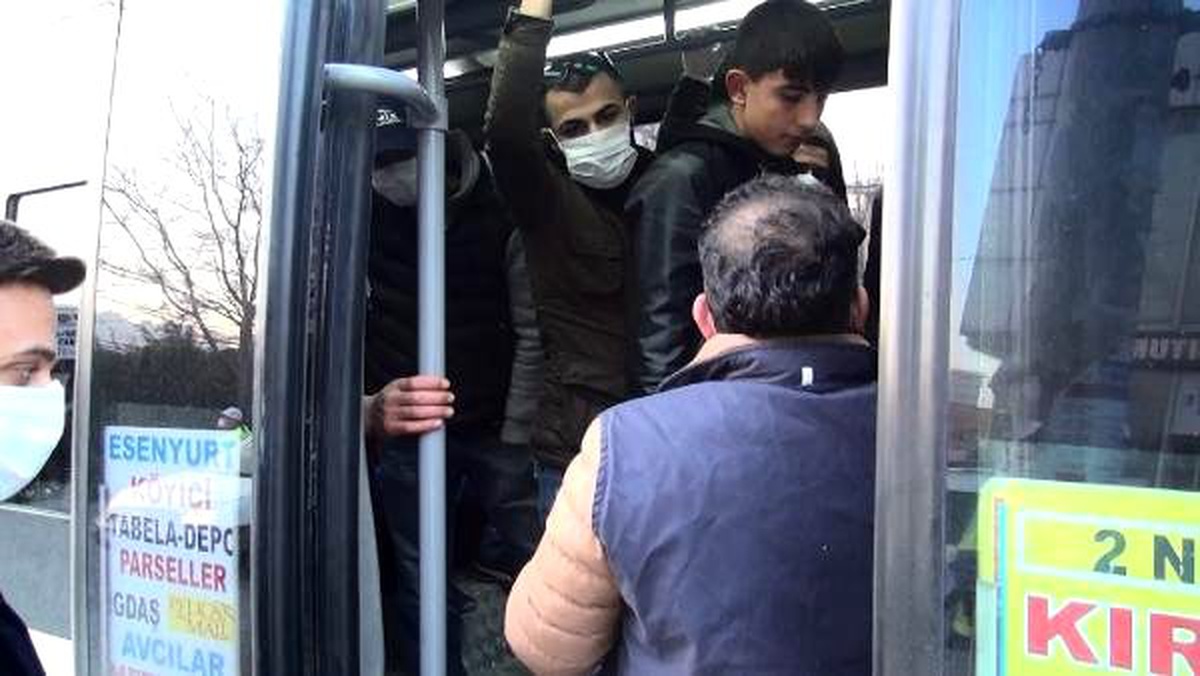 Esenyurt\'ta yüzde 50 denetimi... Fazla yolcu alan minibüs sürücülerine ceza kesildi