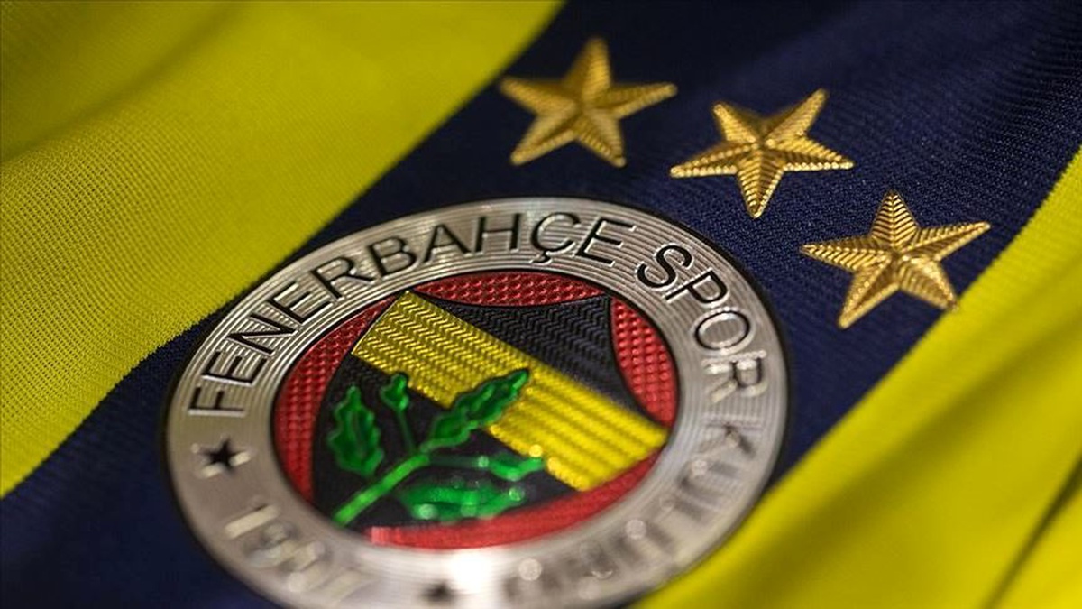 Fenerbahçe\'de, kadın-erkek voleybol ile kadın basketbolda 65 kişinin koronavirüs testleri negatif çıktı