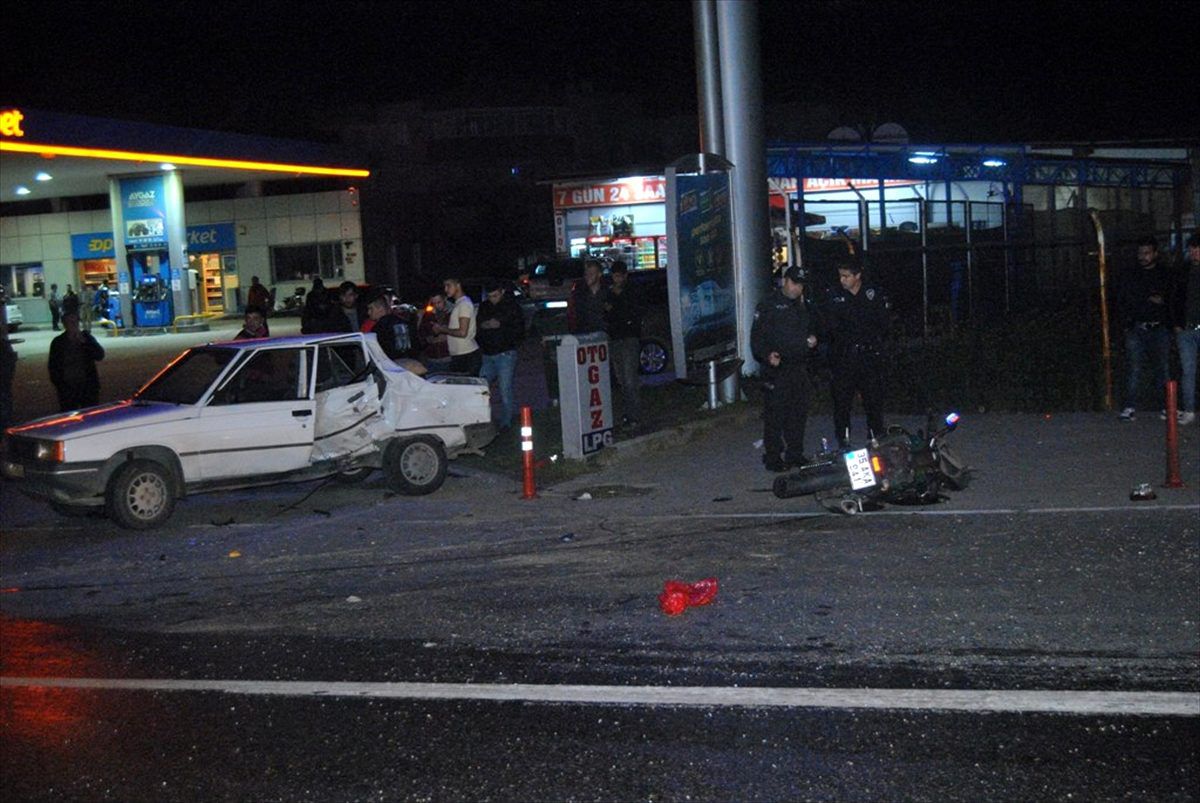 İzmir\'de trafik kazası: 1 yaralı