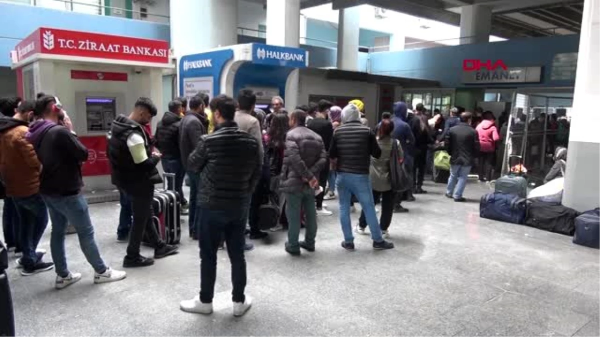 İzmir Şehirlerarası Otobüs Terminali\'nde fırsatçılara tepki