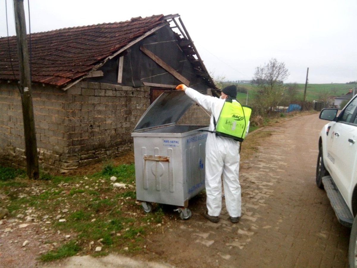Köyler de dezenfekte ediliyor