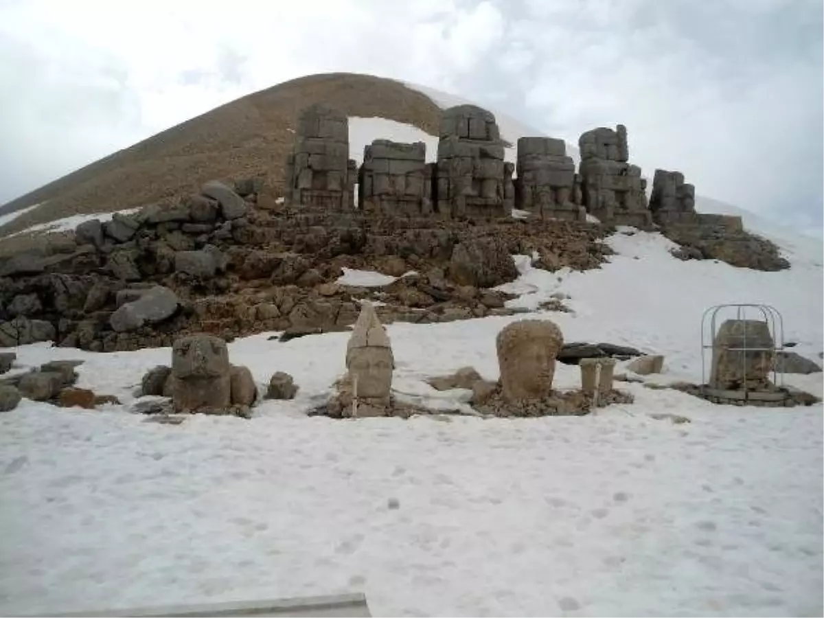 Nemrut\'a ziyaretçi yasağı 1 ay uzatıldı