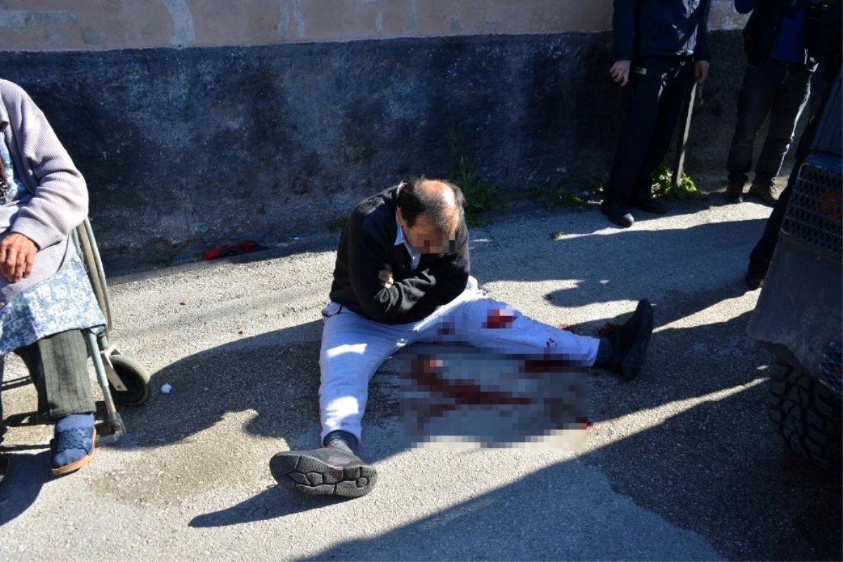 Polisi bıçaklayan zanlı ruh sağlığı hastanesine yatırıldı