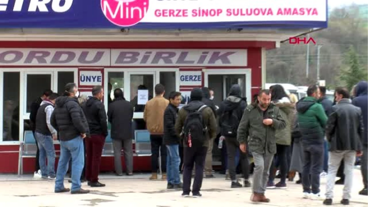 SAMSUN Seyahat izin belgesi için sosyal mesafe kuralına uymadılar