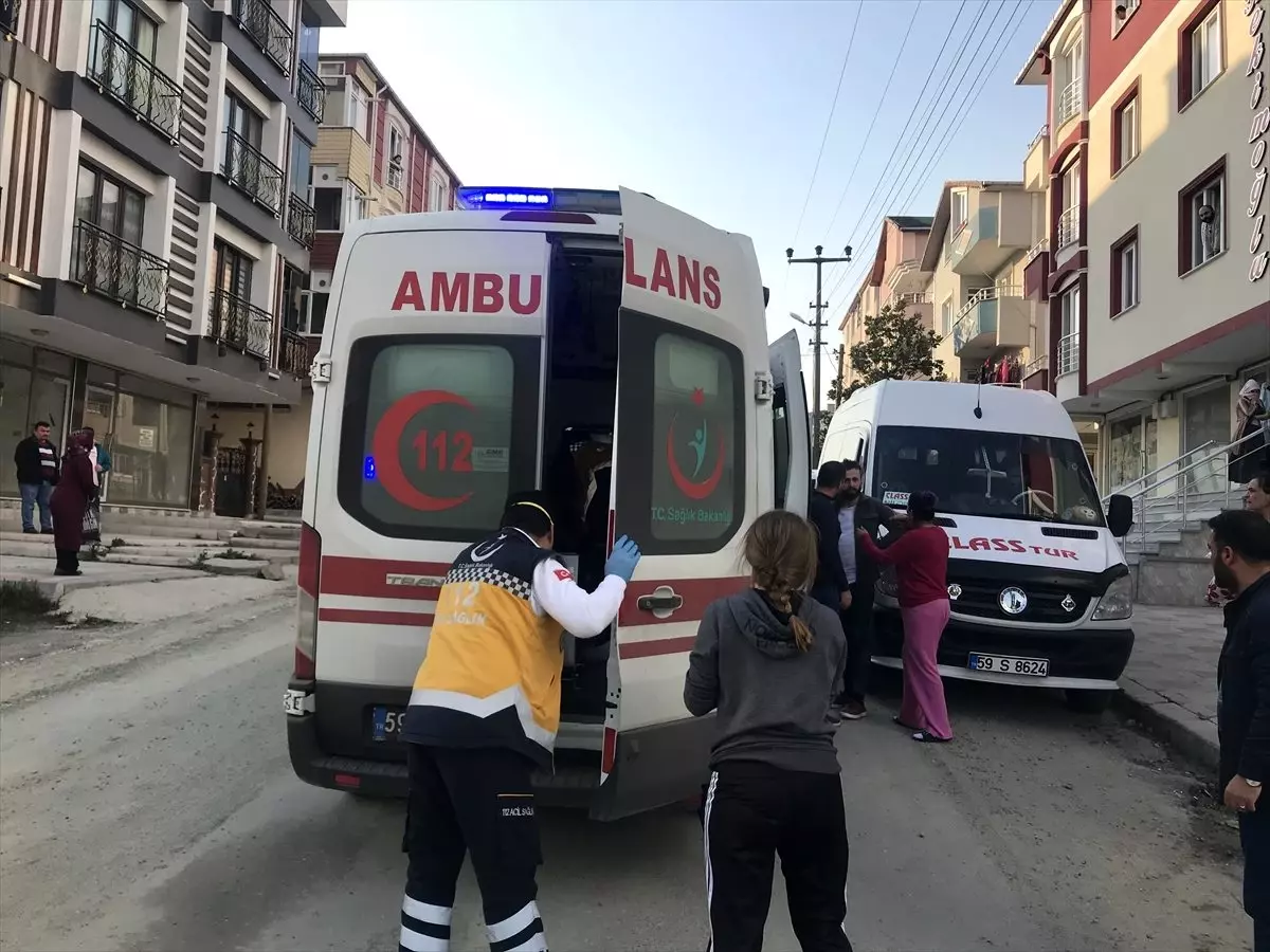 Tekirdağ\'da balkondan düşen kız çocuğu yaralandı