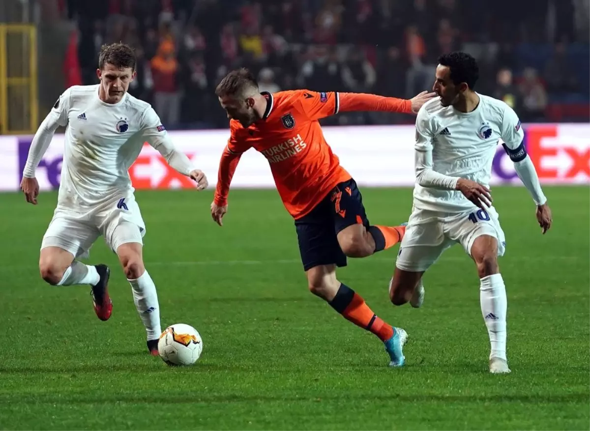 UEFA\'dan Başakşehir\'e 1500 Euro para cezası