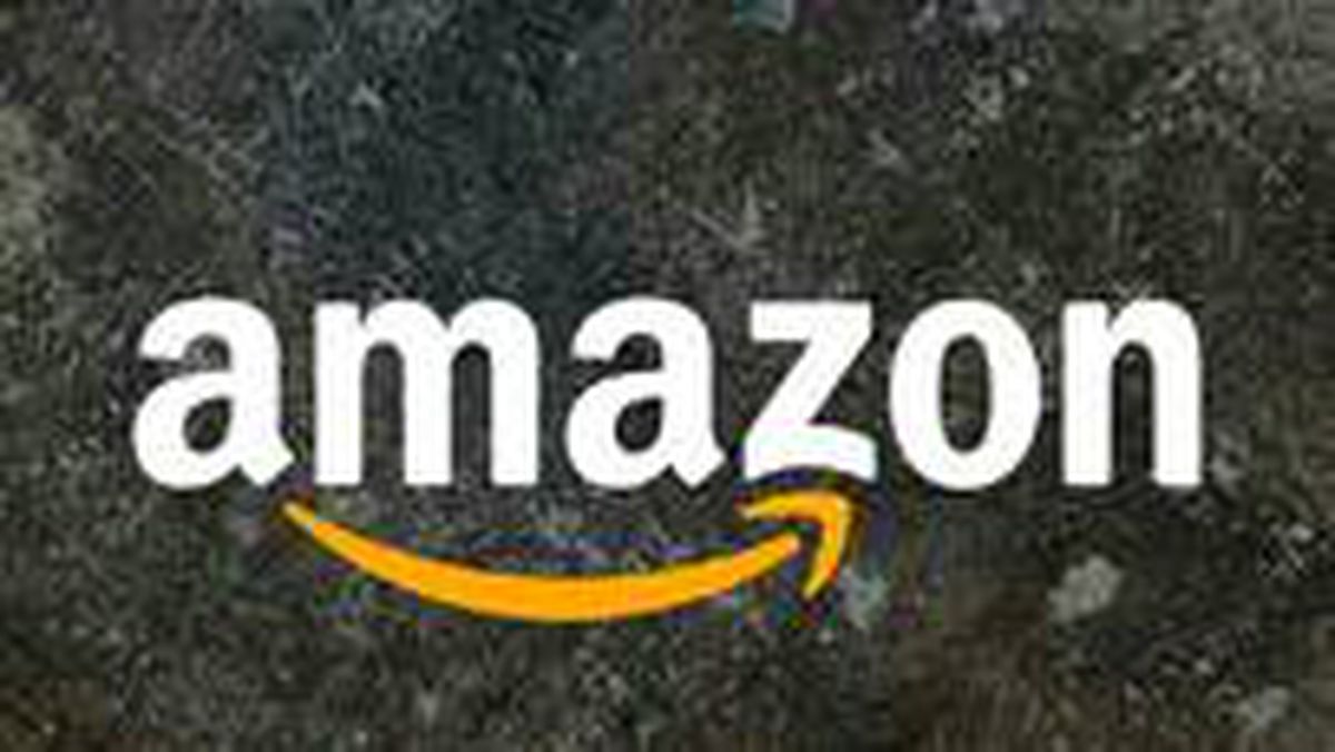 Amazon Kuryesi Pakete Tükürürken Görüldü
