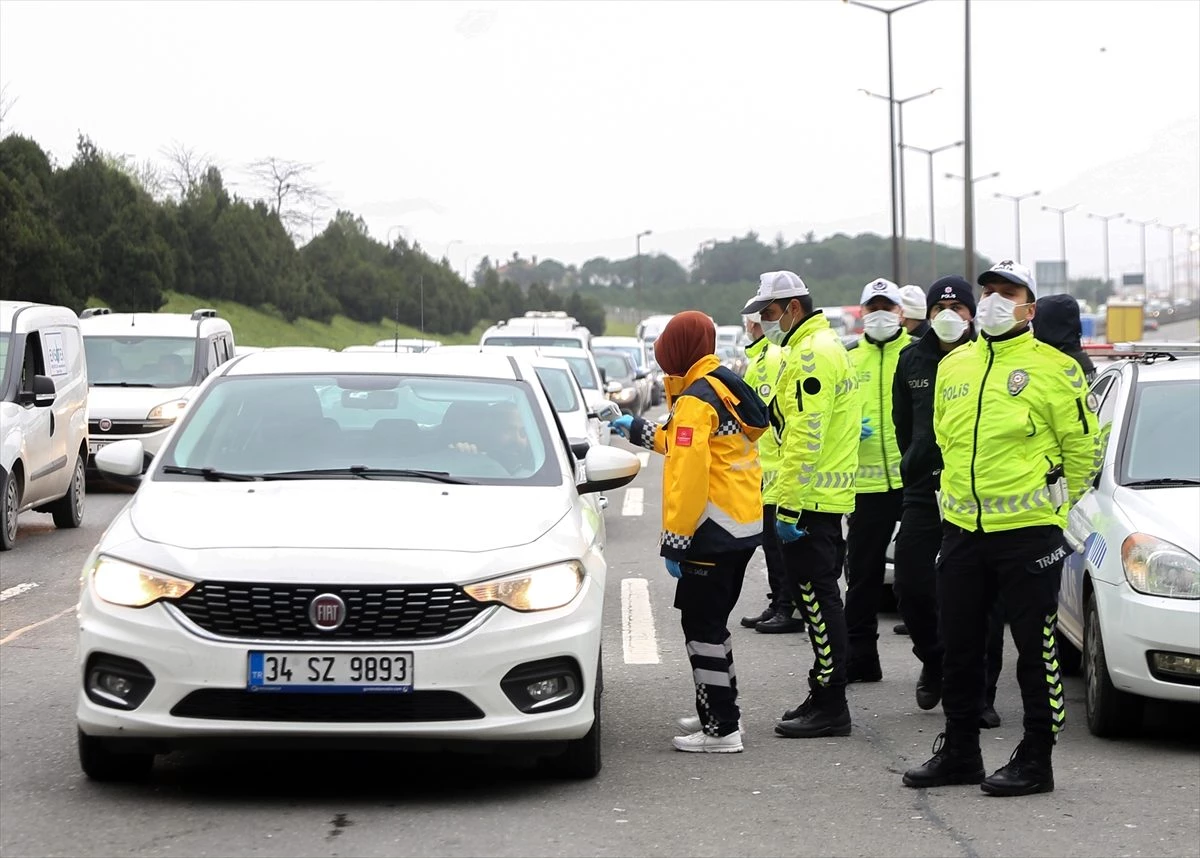 İstanbul\'da iki günde on binlerce araç ve 177 bin 475 kişi denetlendi