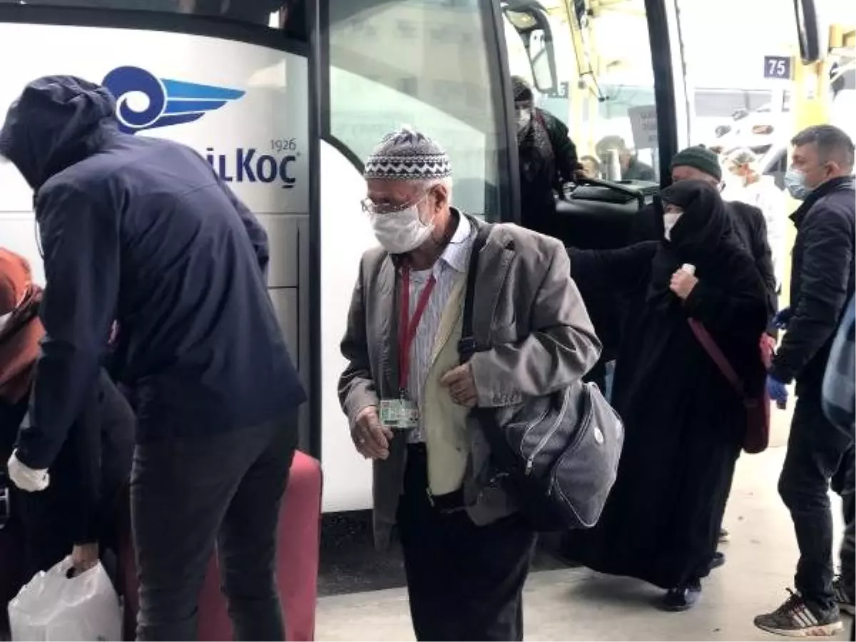 Karantinadaki umreciler, Bursa\'ya dönmeye başladı