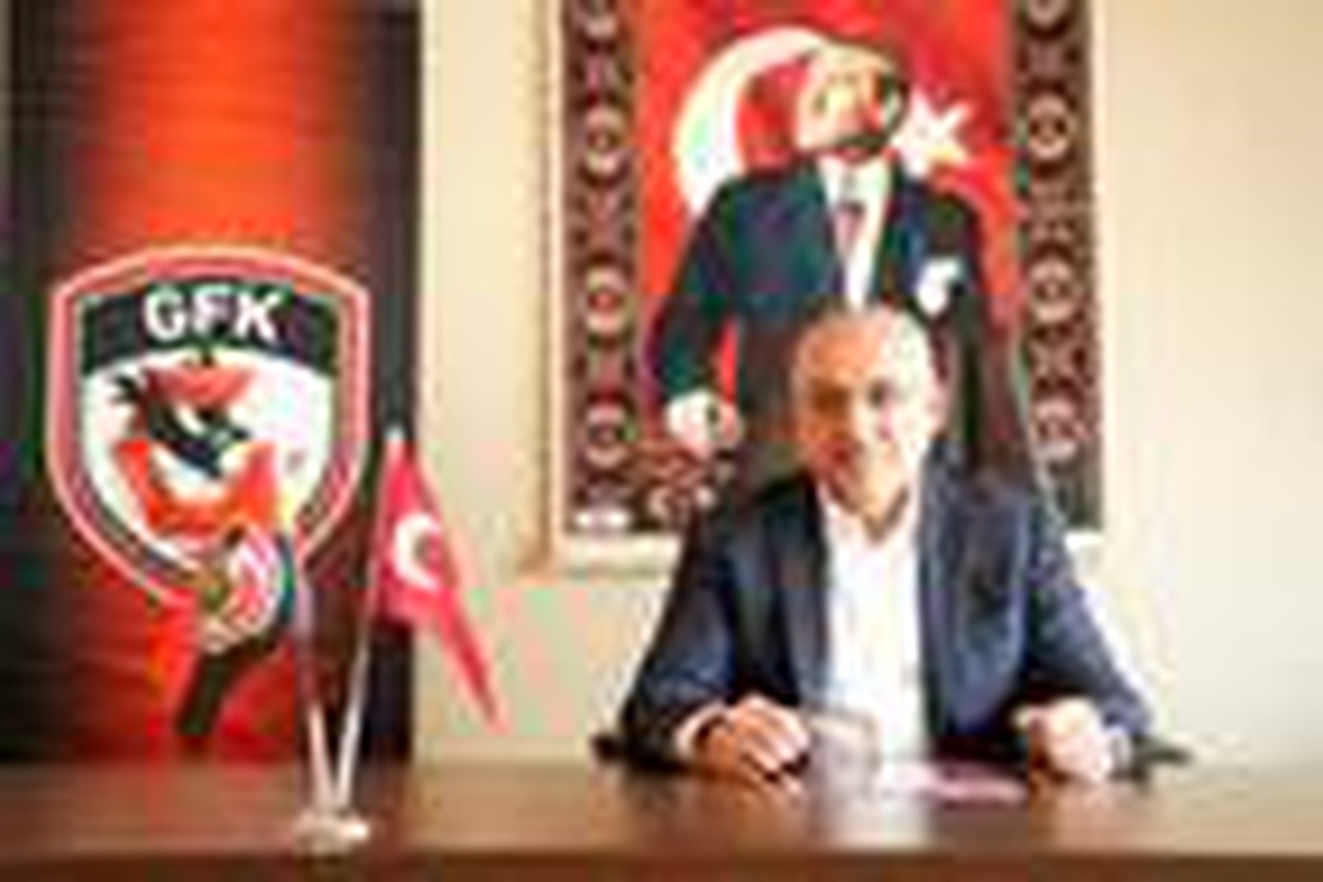 Mehmet Büyükekşi: Oyuncularımızla maaş indirimi konusunu konuşmadık