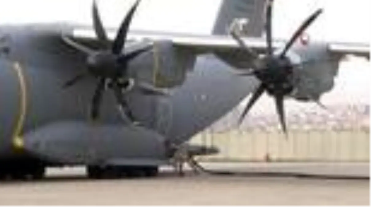 Türkiye\'den İtalya ve İspanya\'ya yardım malzemesi gönderiliyor